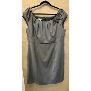 JONES STUDIO Grey Sheath Dress w/ Bodice Detail, Cap Sleeve Sz 16w EUC